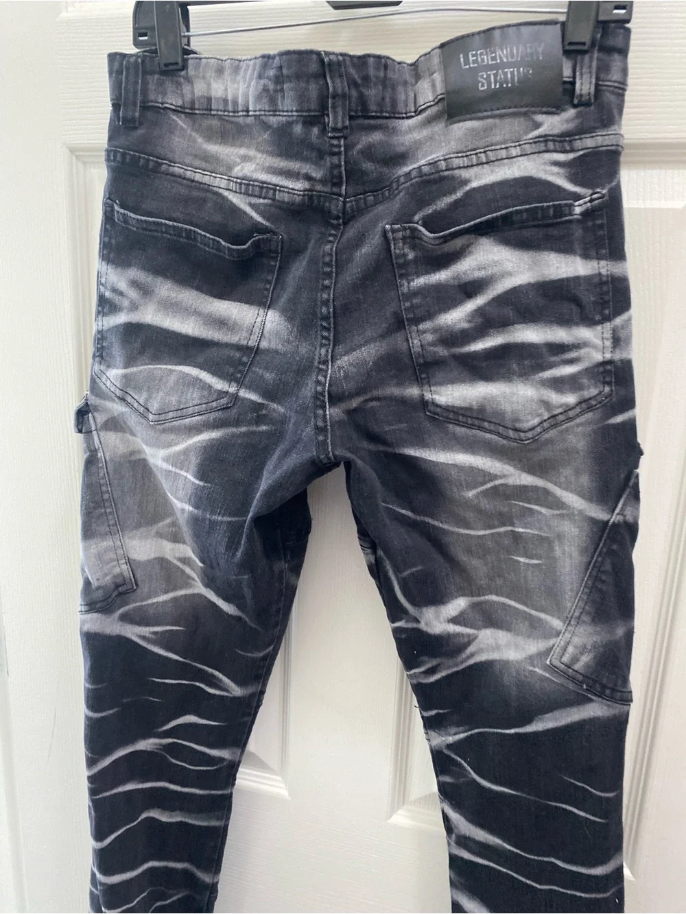 Men’s size 34 Tie-Dye Wash Cargo Jeans - Black & Gray